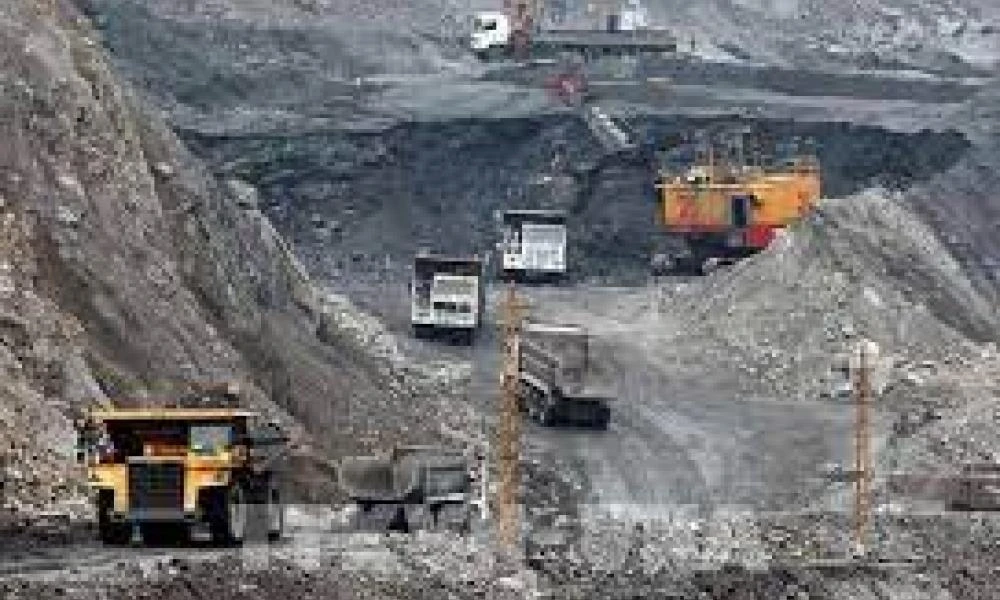 Τέσσερις εργάτες σκοτώθηκαν από κατάρρευση στοών ανθρακωρυχείου στο Βιετναμ